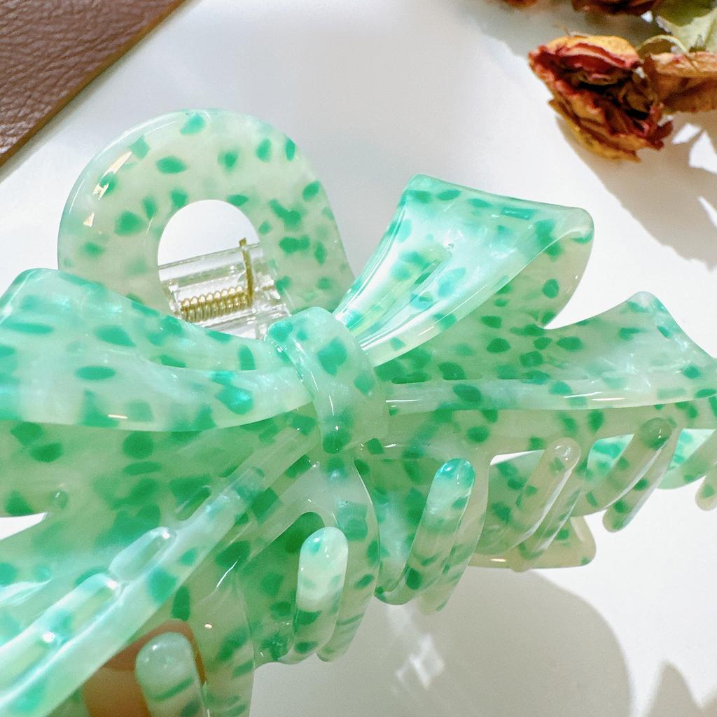 Hair Womens Fashionable Claw Clip In Sophisticated Acetate With Charming Bow Detail