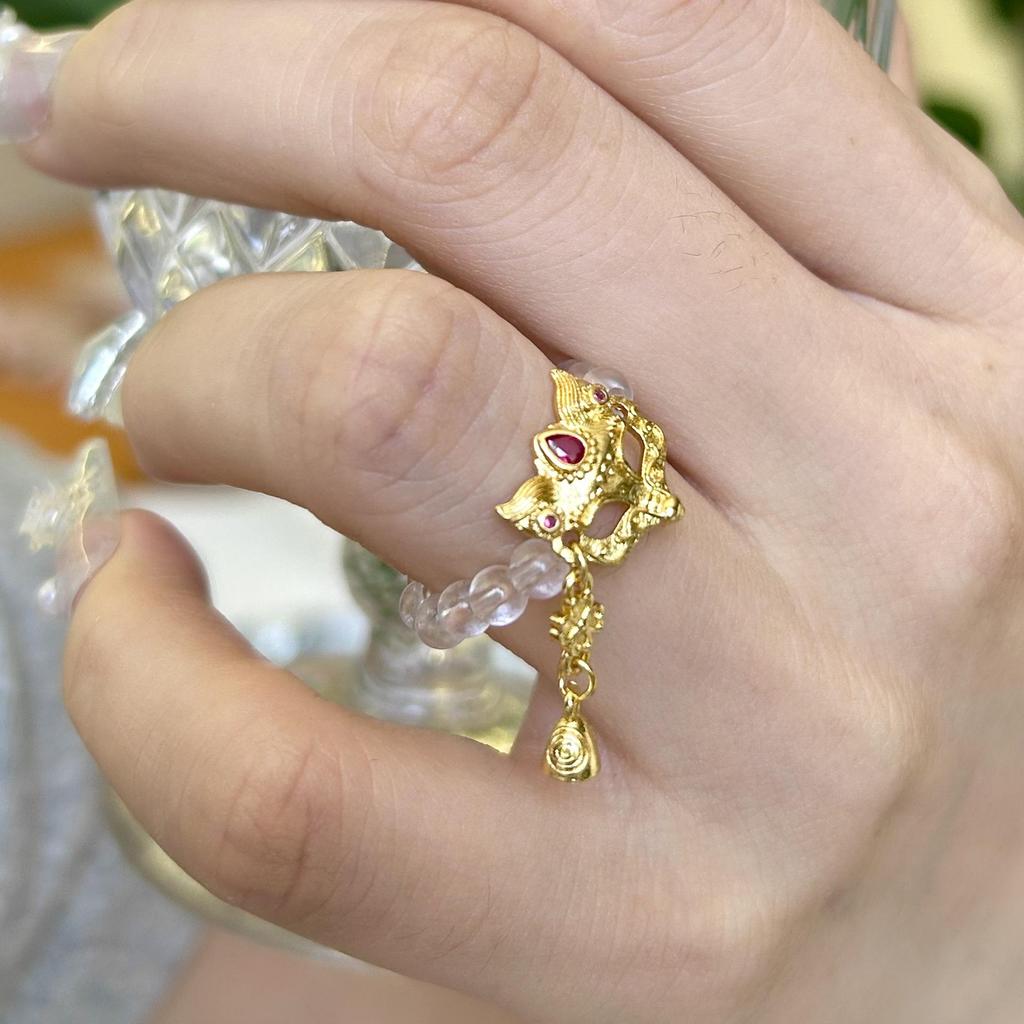 Elegant Sand Gold Fox Mask Ring with 4mm White Crystal and Tassel