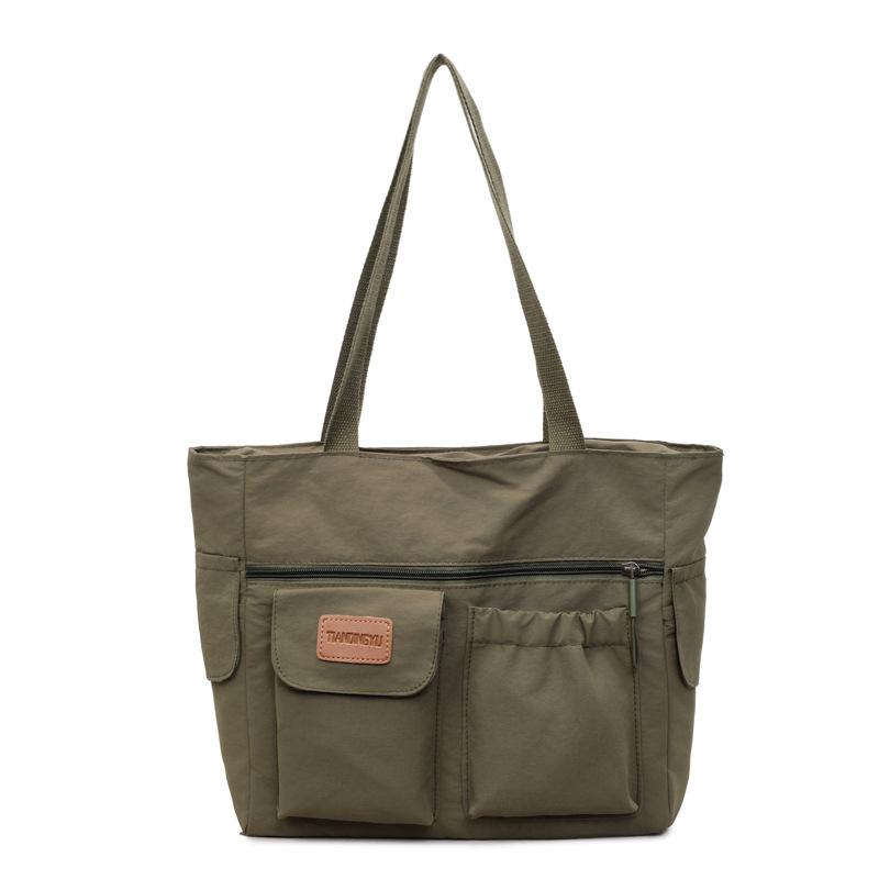 

Стильная нейлоновая сумка через плечо для женщин – многокарманная сумка-тоут на молнии с нашивкой для повседневного использования зелёный