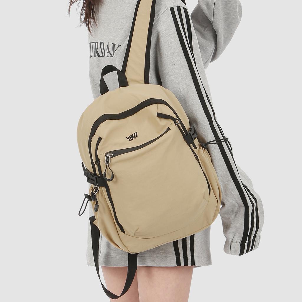 Lightweight outdoor mountaineering bag women's simple leisure sports backpack men's high-value travel and play small backpack