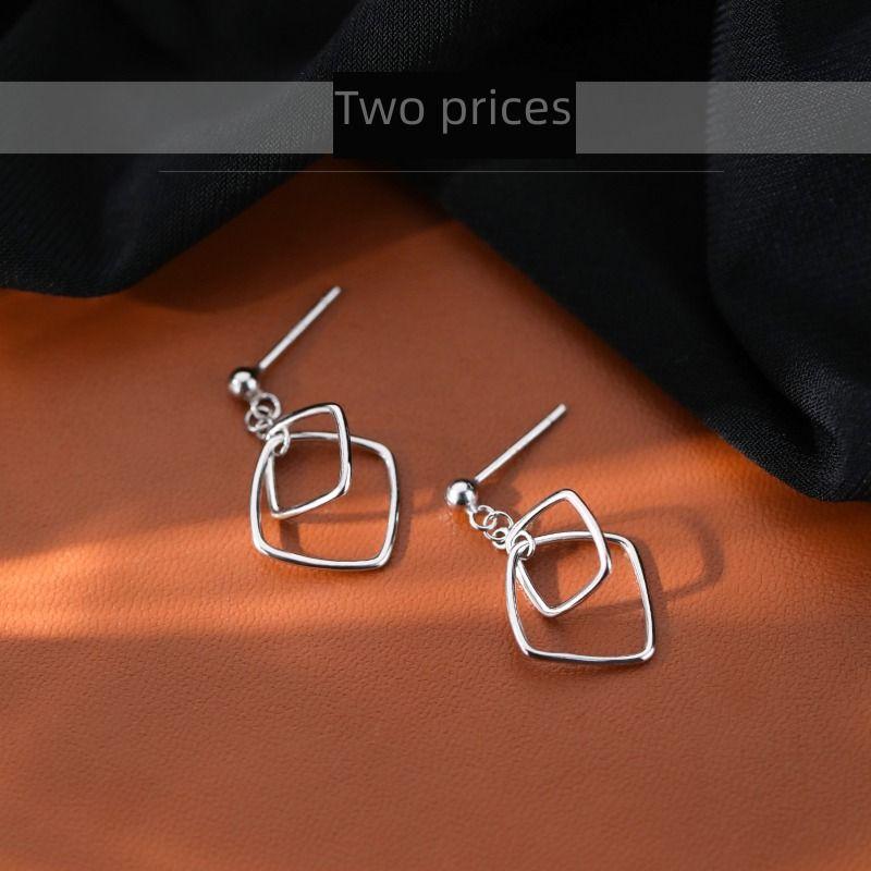 

Xiangnan 925 Sterling Silver Square Female Niche Earrings 925 silver square stud earrings (two price)
