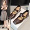 Temperament mittlerer Absatz flacher Mund weiches Leder Einzelne Schuhe Damen Nische Frühling und Herbst neu dicker Absatz Mary Jane Schuhe