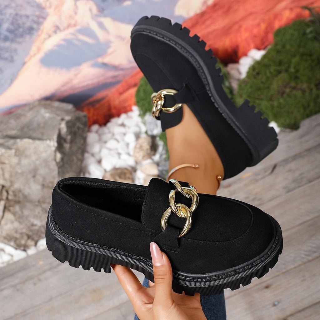 Women Loafers Leather New Chain British Style Sneakers Women Spring Large Size Student Shoes Ladies De Mujer