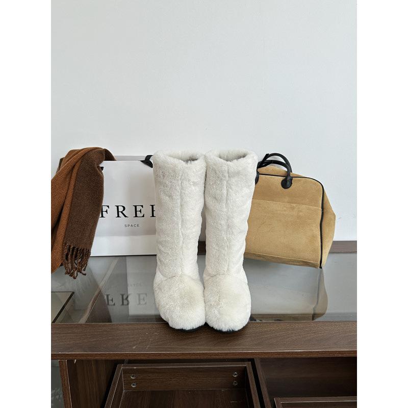 2025 autumn and winter new plush boots women s boots 35