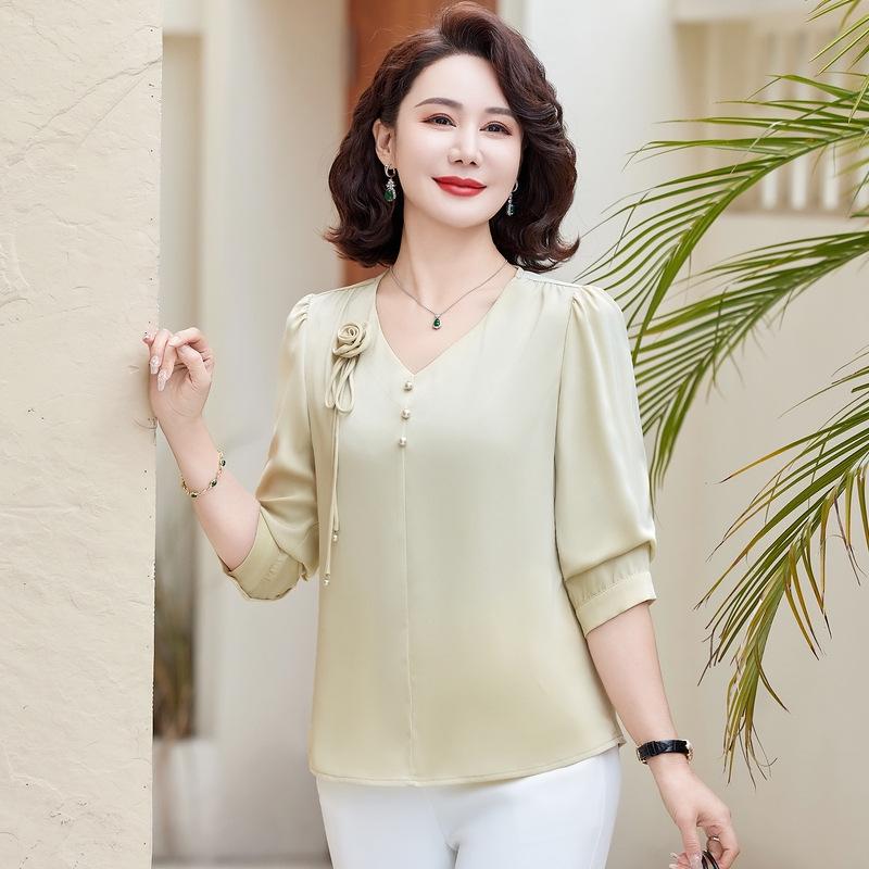 

2026 Summer V-Neck Chiffon Seven-Sleeve T-Shirt for Middle-Aged Women 4XL (recommended 67.5-75 kg)