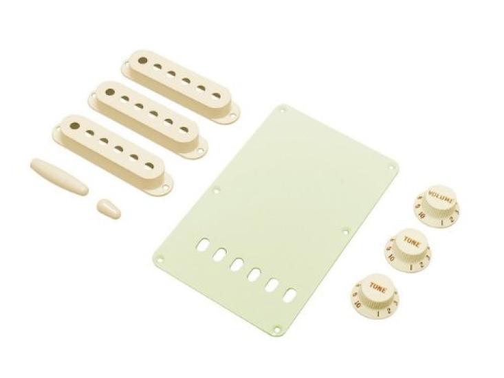 

Fender USA Genuine Parts Fender Stratocaster Комплект аксессуаров Aged White Комплект аксессуаров Aged White 991368000 Товар