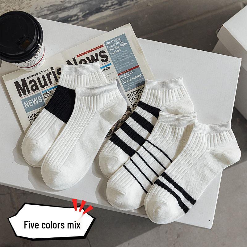 5 Pairs of Black and White Striped Mid-Calf Socks: Autumn/Winter Korean-Inspired Academy Style