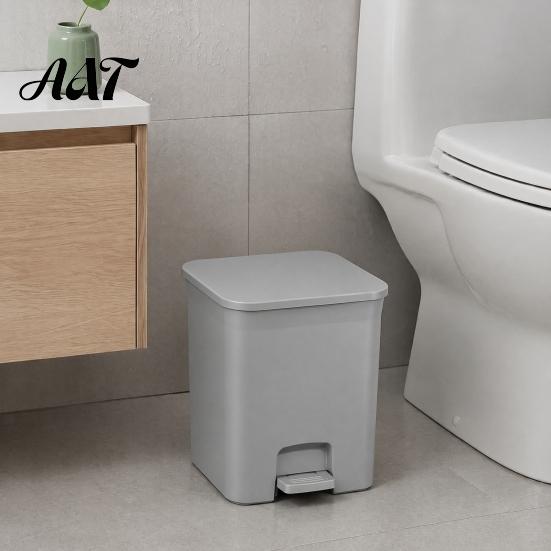 Leicht zu öffnender Mülleimer für das Badezimmer, schmale Form, mit Pedal-Stufendesign, berührungsloser geruchsdichter Abfalleimer, effiziente Raumnutzung, Müllbehälter