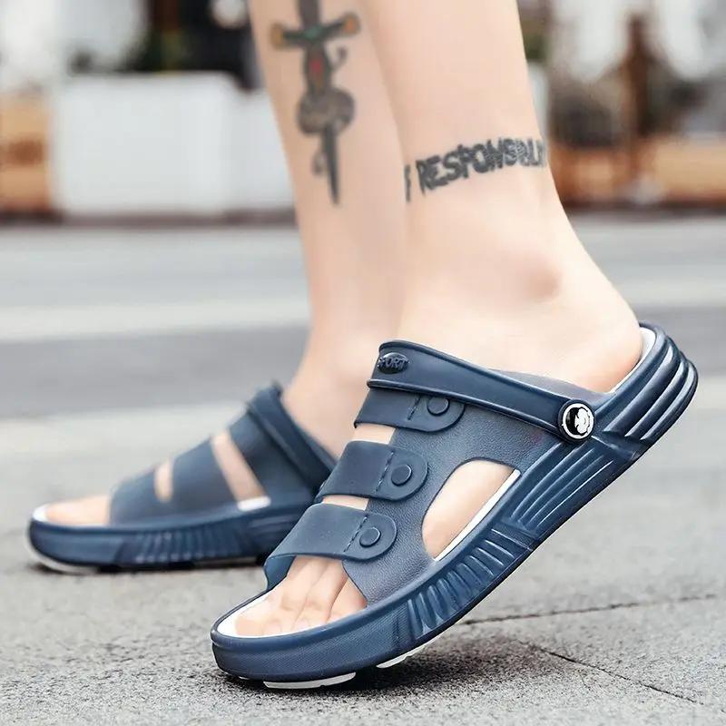 Fashion Sabot Outdoor Slides Plastic High Quality Fashion Y2k Men's Shoe Mascullino Rubber 2025 Style Casual Trend Fun Pvc Male Slipper