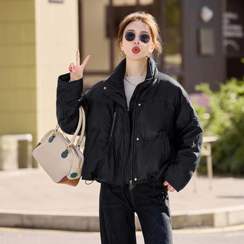 

Женская 2024 Маленькая Короткая Пуховая Куртка со Стойкой - Новая Зимняя Свободного Кроя Большого Размера, Молодящая, Теплое Пальто XL (Recommended for 145-160 jin) чёрный