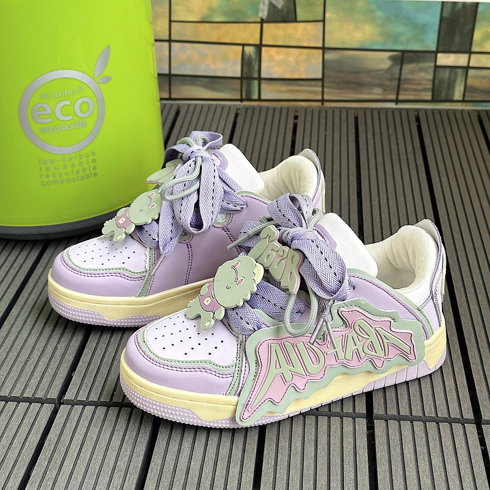 Skateboard Shoes Women's Spring New Versatile Ins Super Fire Gray Shoes Couple Lightweight Platform Bread Women's Shoes
