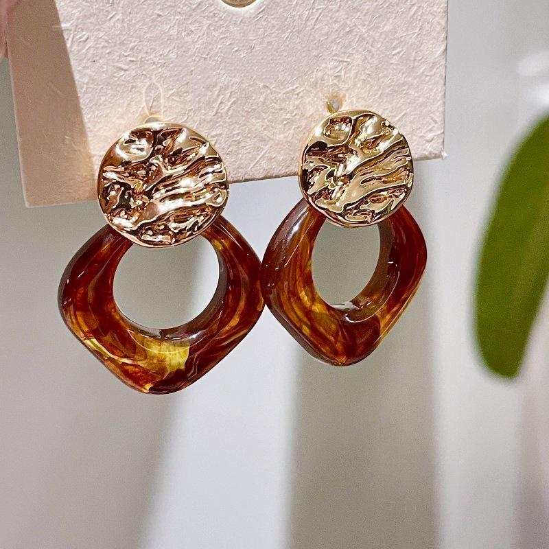 Natural tiger's eye stone series stud earrings for women Maillard exquisite retro earrings niche light luxury high-end temperament earrings