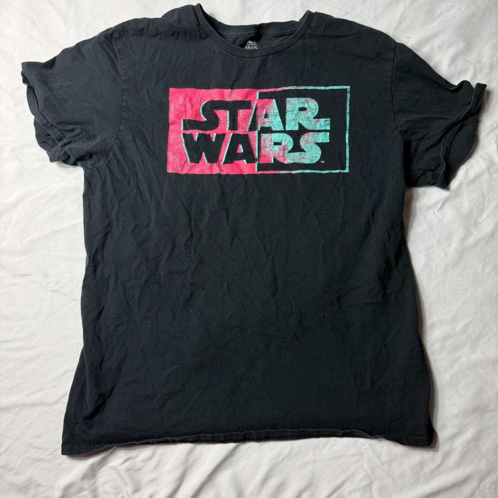 Star Wars Mad Engine Mens Large Black T-Shirt Neon Pink Teal Split Logo Graphic Unisex T-Shirt L