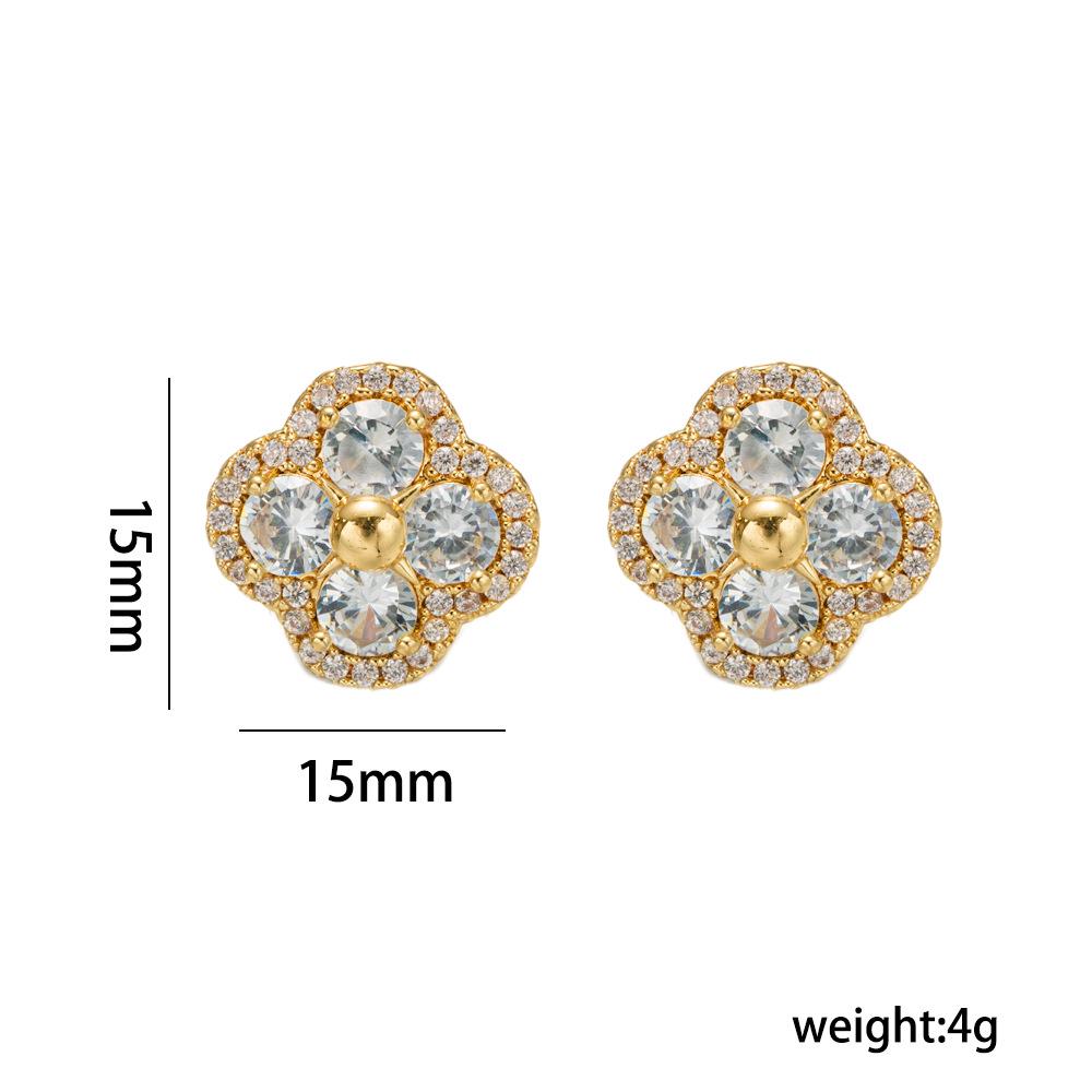 2025 Luxurious Zircon Four-Leaf Clover Stud Earrings: High-End, Versatile, and Radiantly Shiny with Exquisite Temperament.