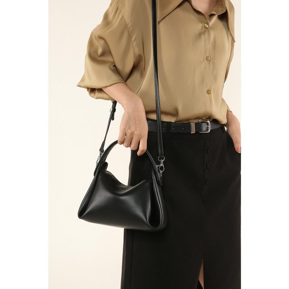 New High-end Soft Leather Cigarette Box Handbag with Niche Design for Summer Single Shoulder Crossbody Stylish Small Bag