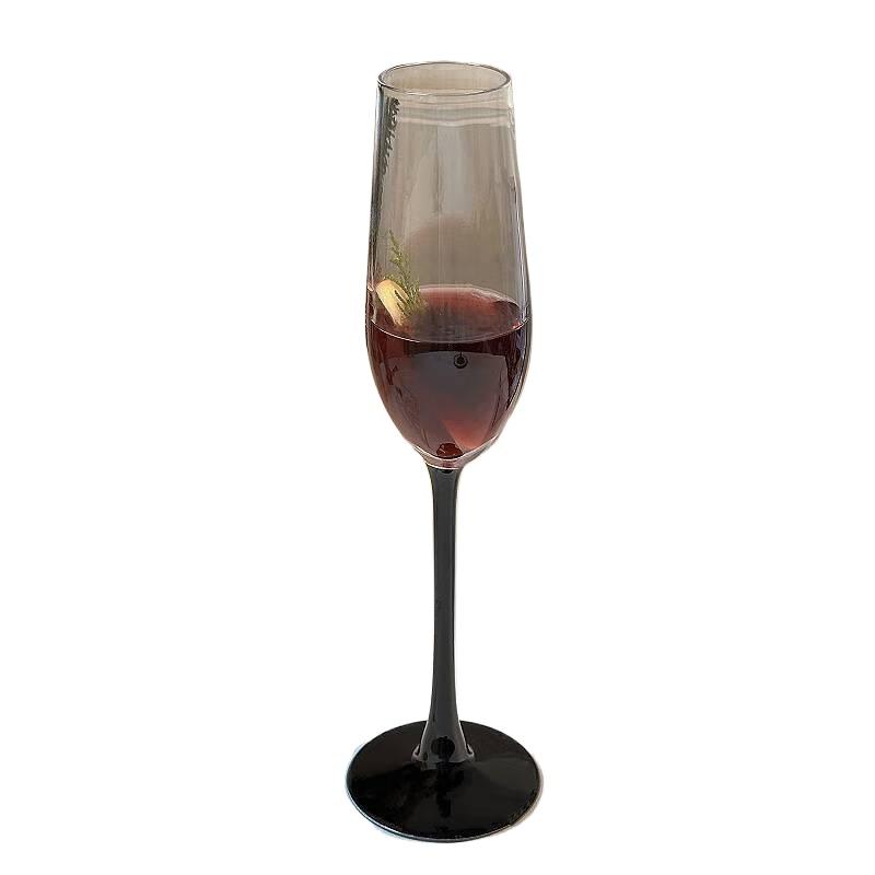 Christmas red rodblack rod champagne glass feeling slightly drunk glass red wine glass tall cocktail glass sparkling wine glass