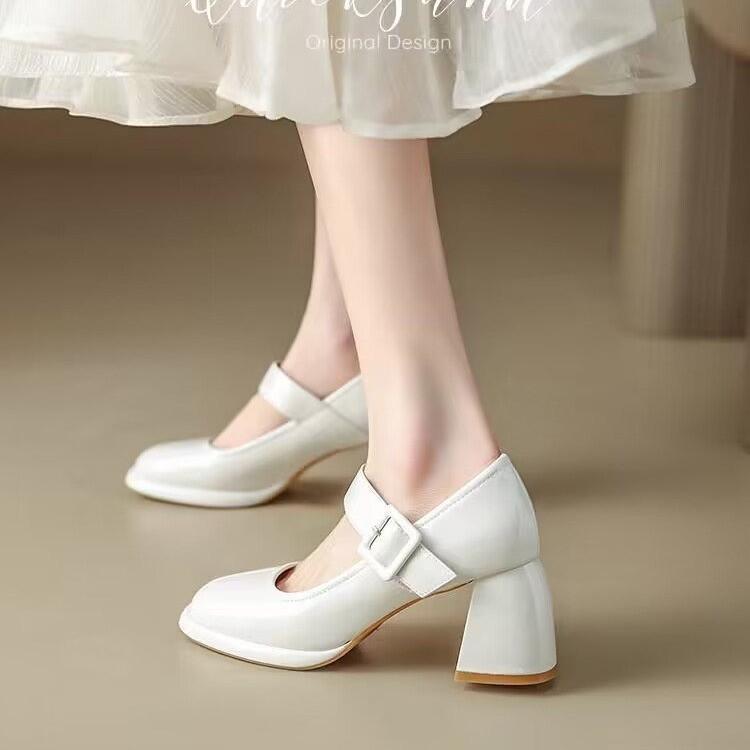 Scarpe Mary Jane con tacco alto da donna 2025 primavera nuova moda temperamento punta rotonda retrò francese dolce Mary Jane scarpe singole