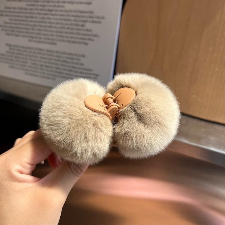 Autumn Winter Plastic Ball Grab Clip Large Plush Hairpin Back Head Shark Clip Hair Accessories 10cm European American Style New