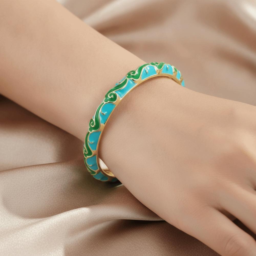 Exquisite Lackmalerei Cloisonné Glücksarmreif Leichtes Metall Ethnisches Muster Armreif Feiertagsgeschenke