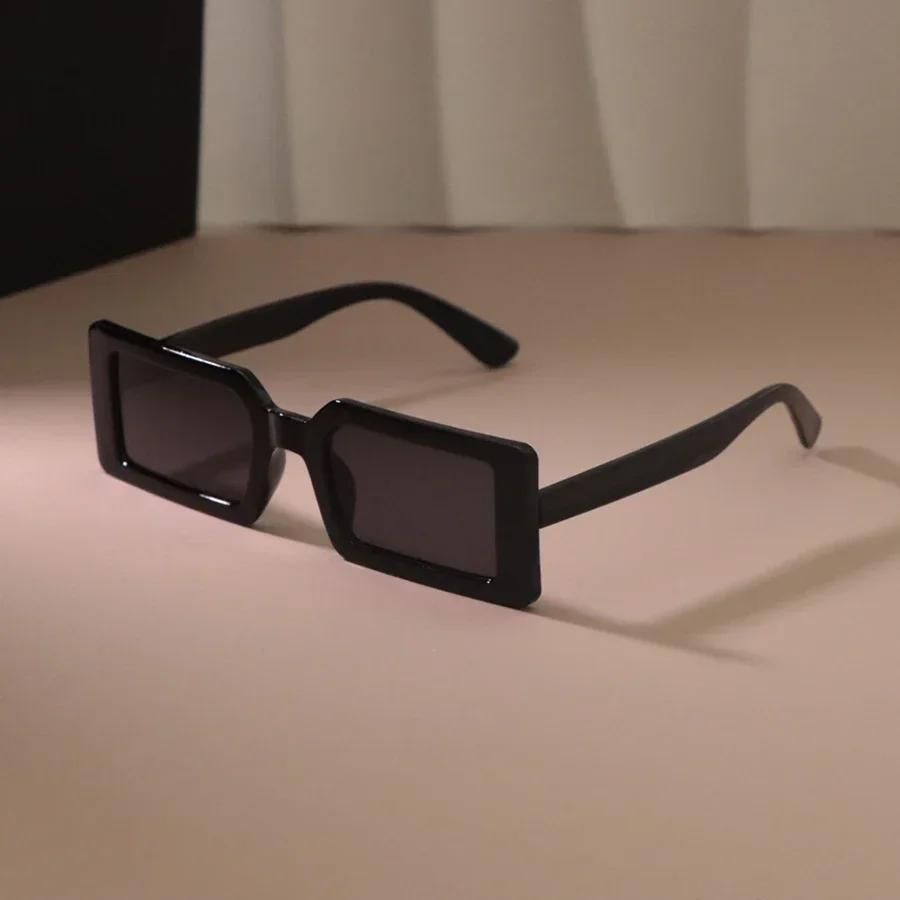 Square Retro Sunglasses Women Men Designer Fashion Personality Vintage Sun Glasses Female Male Punk Mirror Travel