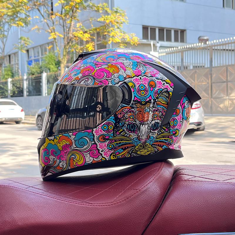 Motorcycle Full Face Helmet Moto Racing Helmet Adult Safety Helmet DOT Certified Four Seasons