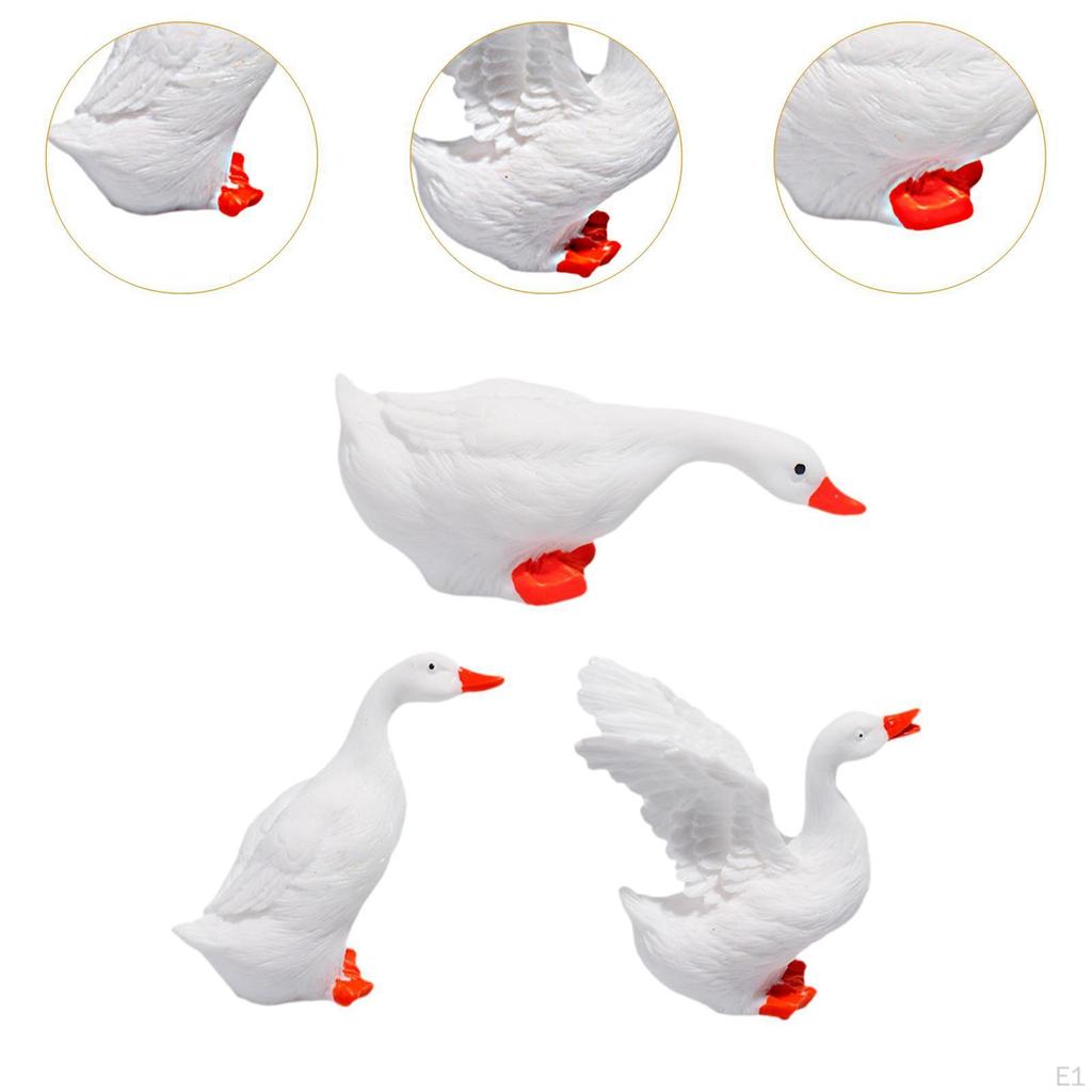 3 Pieces Garden Duck Statue Yard Art Sculpture Pool Ornament Outdoor Decoration Resin Figurine