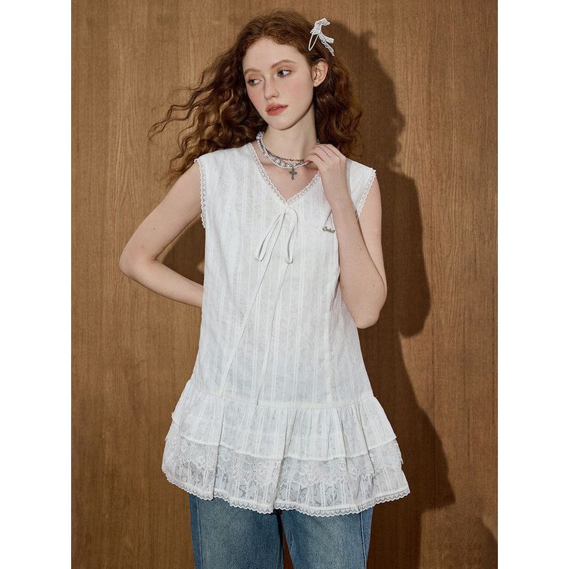 Coolhut French Lace Cake Dress with Lace Hem, Sleeveless V-Neck, Slimming Look, New Summer Women's Vest for Layering