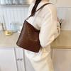 Today's Popular Bags Women's New Trendy Fashion Retro Shoulder Bags Versatile Commuter Messenger Bucket Bags
