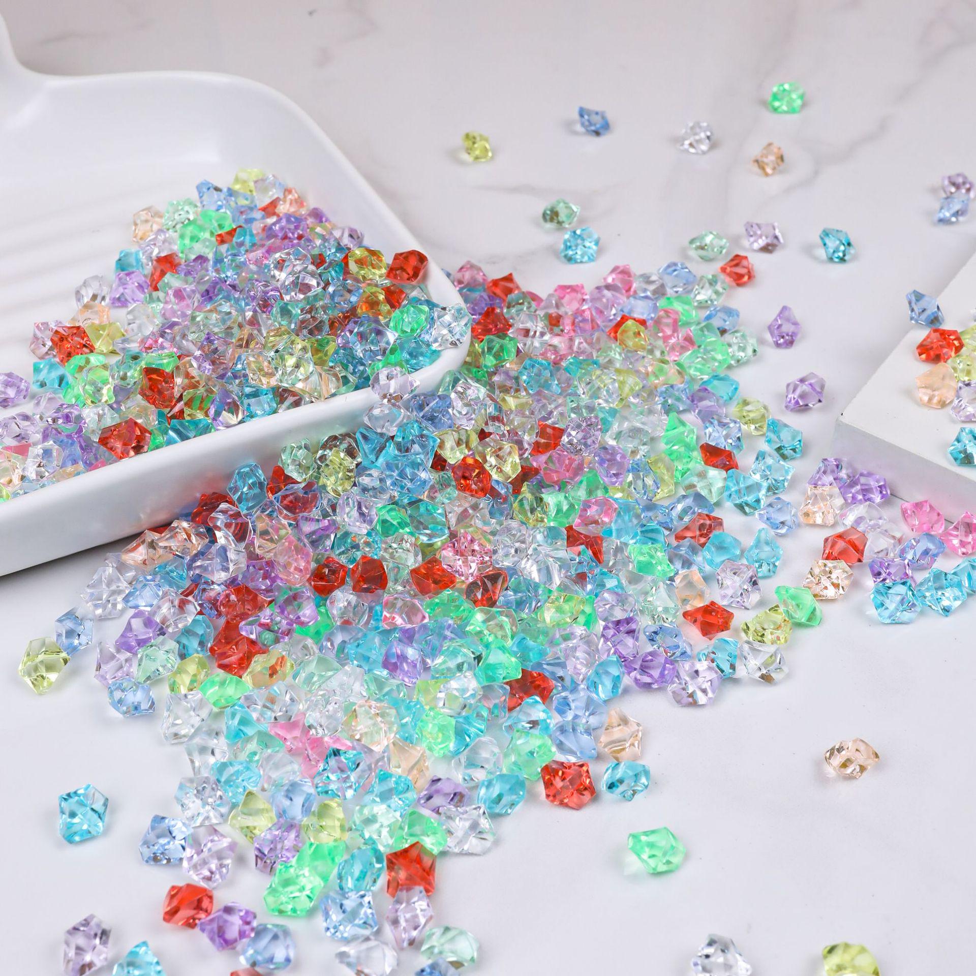 

1.2cm Simulated Colored Ice Pellets: Transparent Crystal Crushed Ice Accessories for Fish Tank Landscaping 100 pieces (net weight approx. 34g)