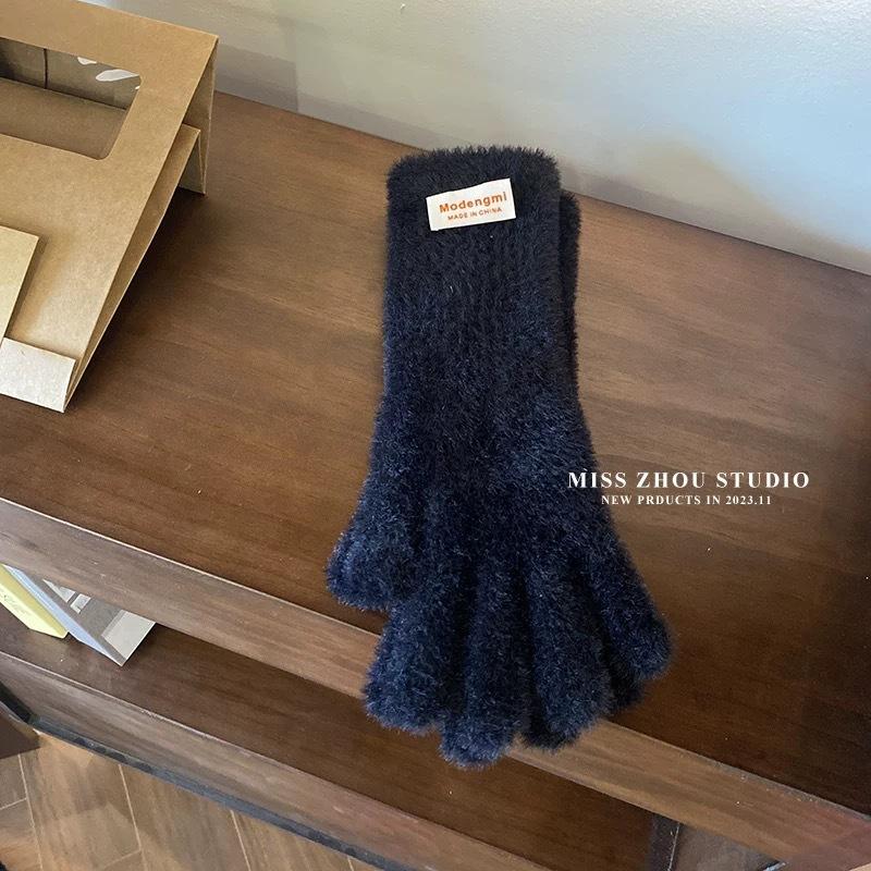 Plush  Soft and Waxy Finger Gloves for Women in Winter Versatile Long Style  Thickened and Warm  Student Cycling Fingerless Touch Screen