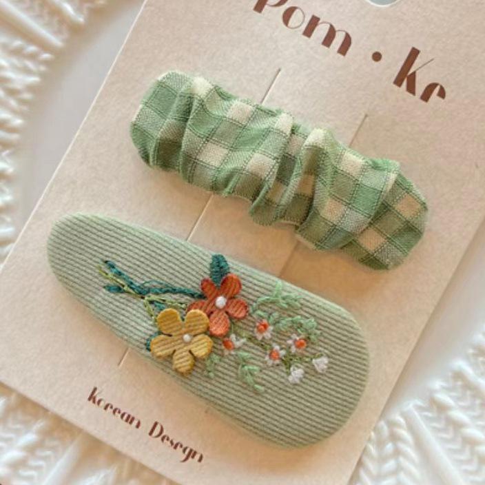 Korean Spring Green Floral Hair Clip for Kids - Cute Embroidered Flower BB Hairpin