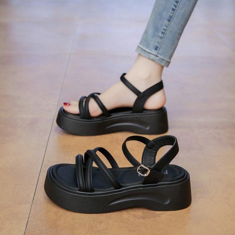 French Fairy Style Thick-soled One-button Sandals Women's 2025 New Summer Wear with Skirt Roman Beach Shoes