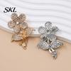 Strong Buckle Brooch Vintage Rhinestone Flower Brooch, Floral Alloy Lapel Pin, Sweater Durable Cardigan Coat Business Suit Decoration, Men Women