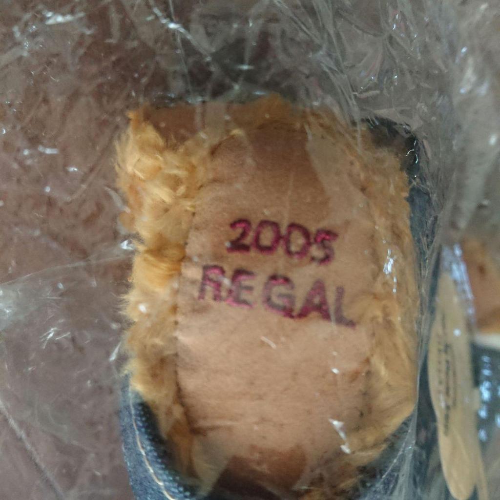 [USED] Regal Teddy Bear Novelty 2005