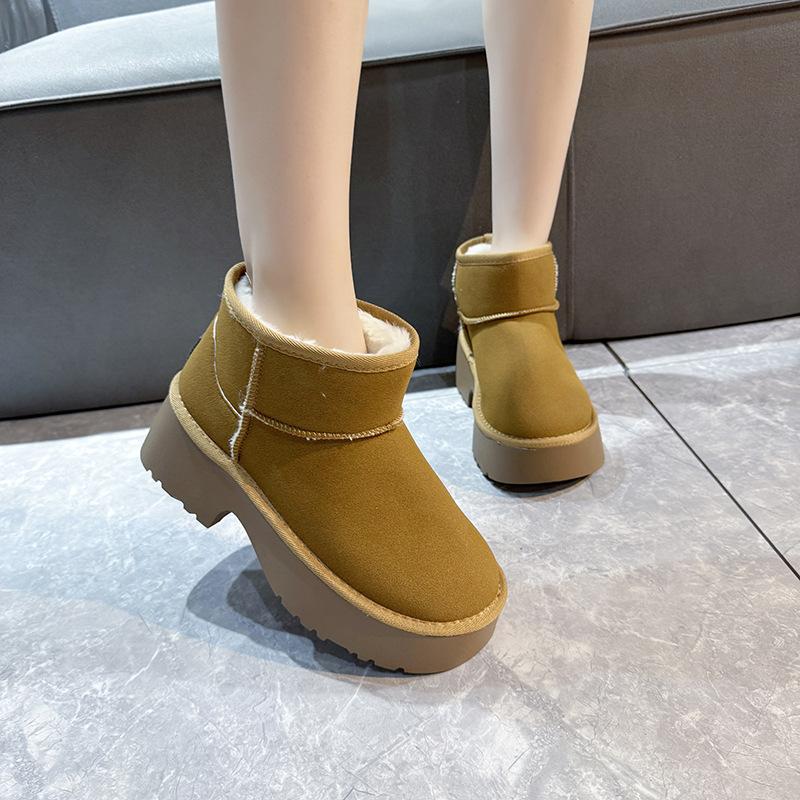 Women's Large Size Soft Sole Winter Warm Fur One Snow Boots Padded Lined Ankle Boots Anti-slip Hiking Casual Sports Cotton Boots Short Boots