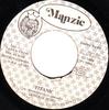 7inch Record GENERAL ECHO  Titanic NONE Manzie 1980 Jamaica Reggae Ska  Dub Used