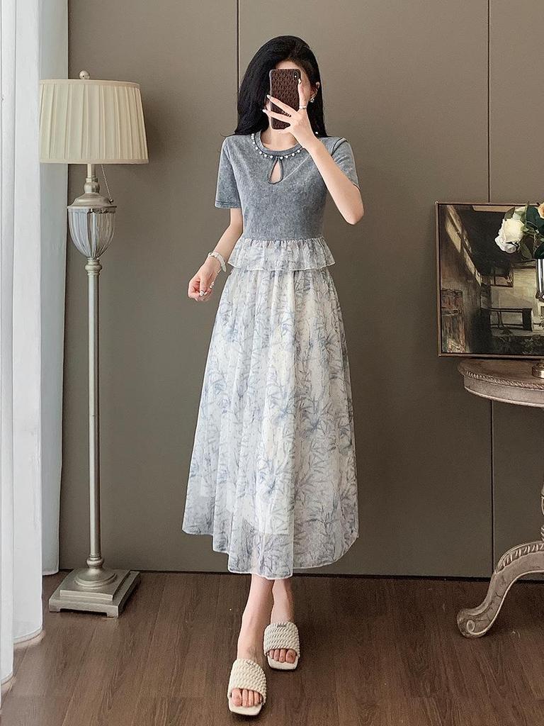 Women's Summer Slimming Midi Skirt Two-Piece Set with French Lace Stitching – Elegant and Stylish.
