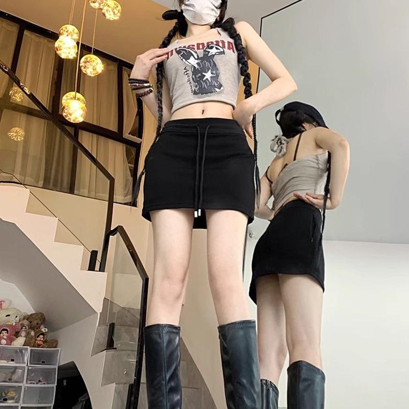 

Black and Gray Sporty High-Waist A-Line Skirt Dress for Women - Casual Short Hip-Wrapping Spring/Summer Attire Medium чёрный