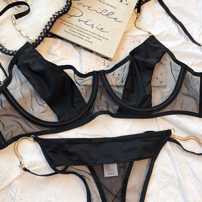 Europe Women Sexy Lace Underwear Set Ultra Thin Mesh Bras and Thong Sets Match Fashion Shiny Metal Chain Lingerie Push Up Bra