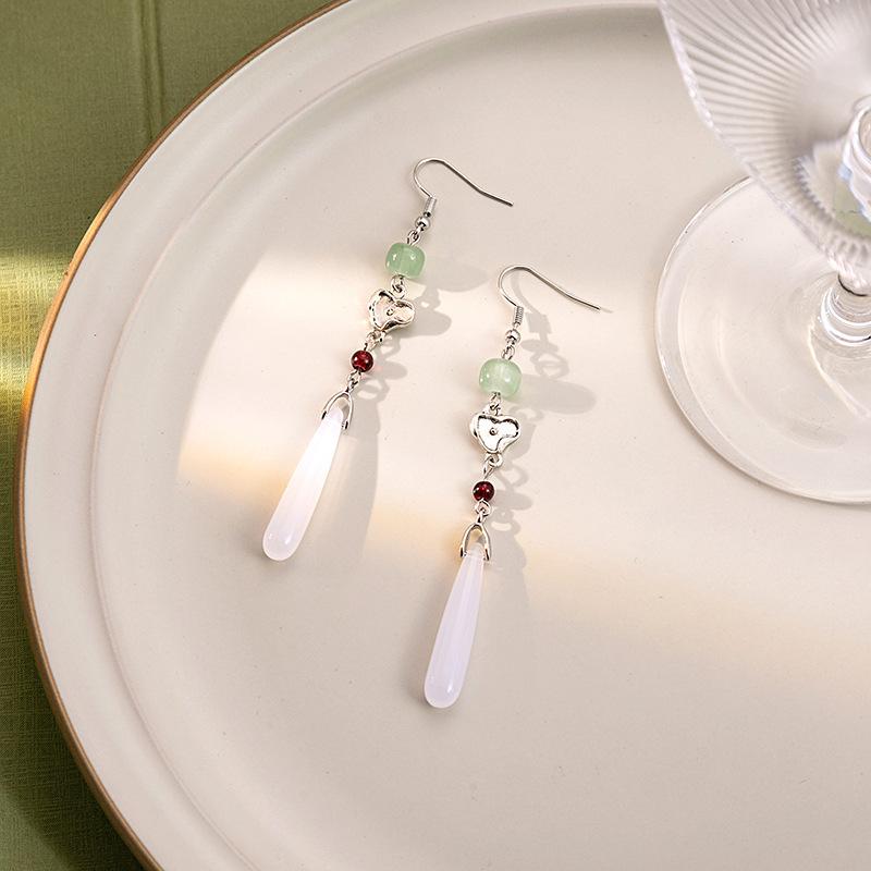 BLINGBAY Women's New Chinese Style Imitation Pearl Earrings Chinese Style Butterfly Drop-shaped Tassel Earrings Simple Hanfu Accessories Retro Jewelry
