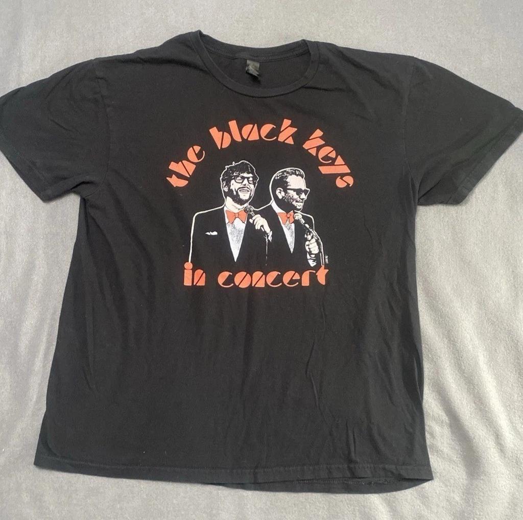 The Black Keys Band Vintage Style In Concert Unisex Shirt All Size TT55