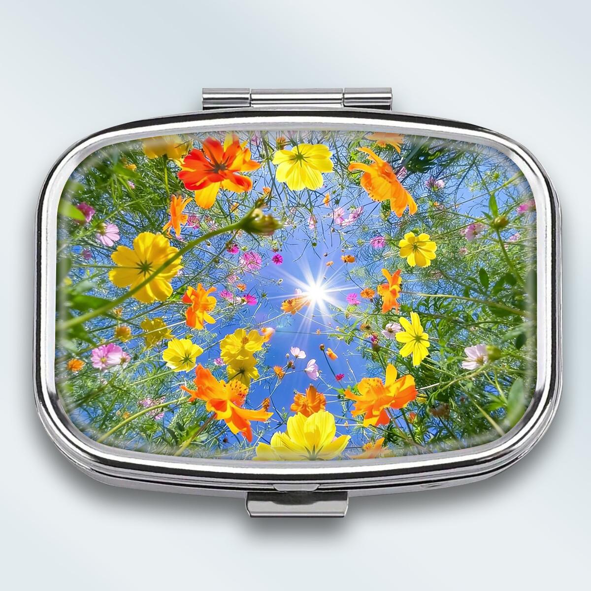 

Portable Pill Box with 2 Compartments, Mini Metal Medicine Organizer Case, Cute Printed Pill Container for Vitamins, Pills, Jewelry, Travel, Daily Use разноцветный