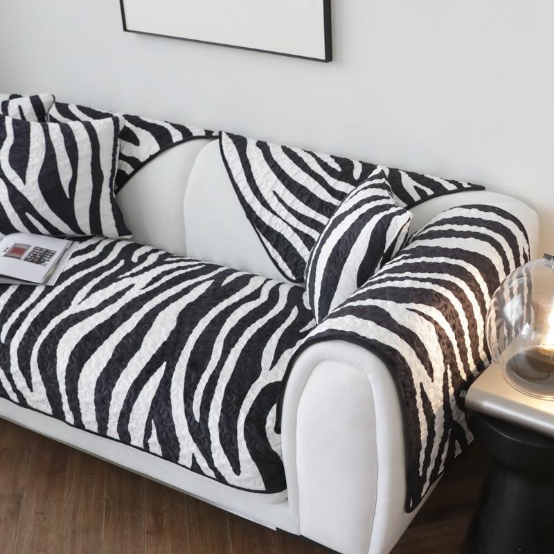 Simple Black and White Zebra Pattern Short Plush Sofa Cushion Fabric Anti-slip Sofa Cover Cover