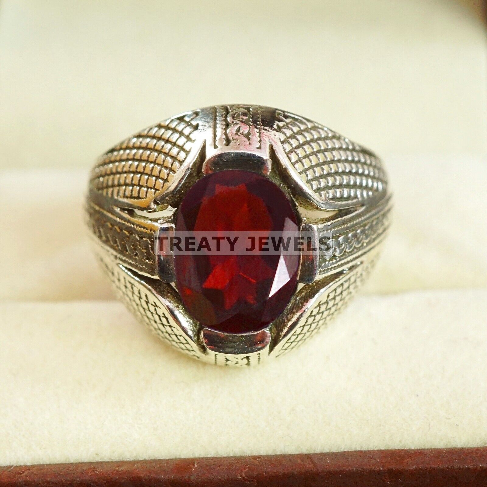 

Garnet Oval Cut Gemstone With 925 Sterling Silver Ring For Men s #B74 JL375671373856 4-16 US срібний