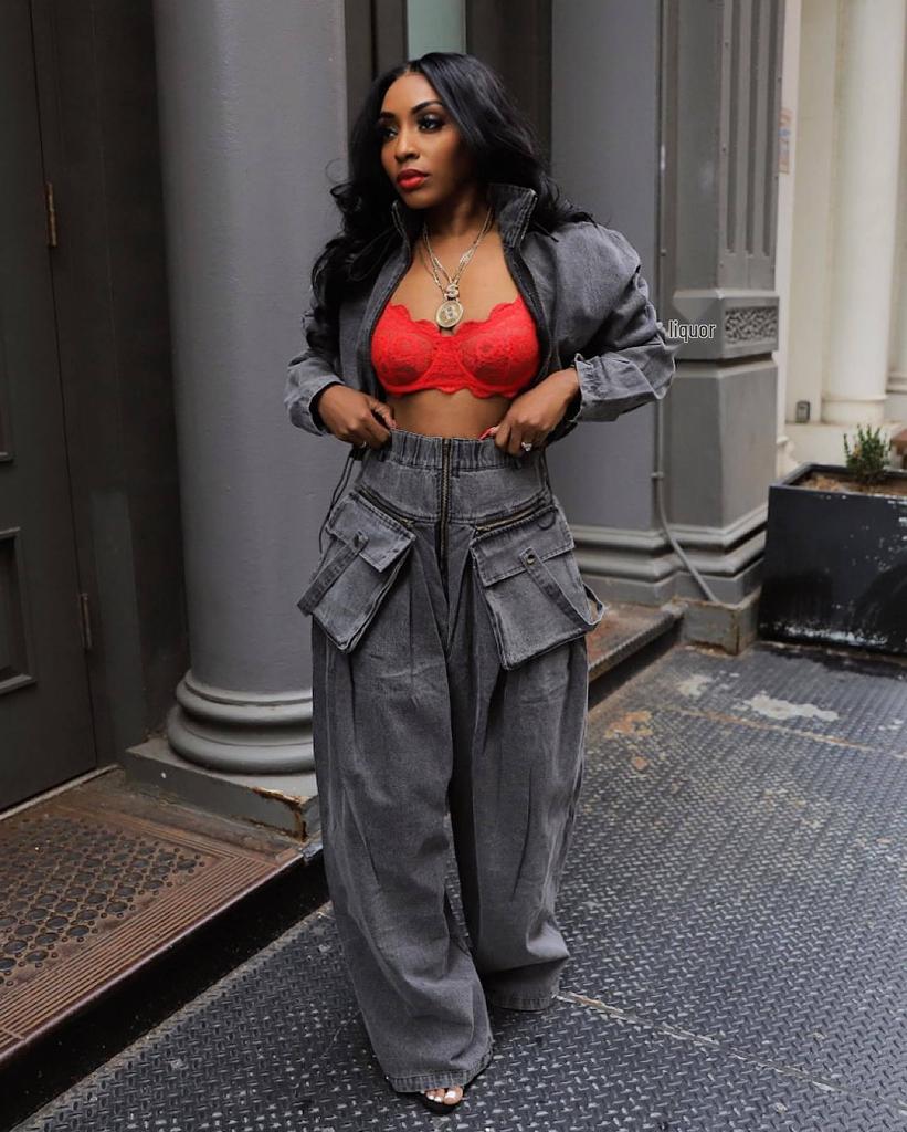 Two-Piece Retro Denim Workwear Set: Wide-Leg Trousers & Short Jacket for Women