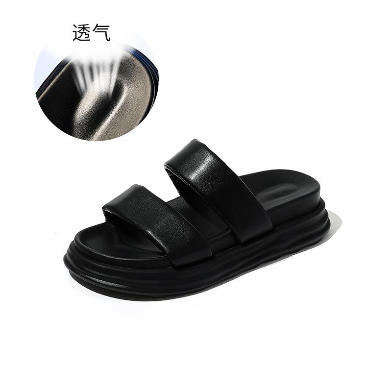 Flat-bottomed slippers for women's 2025 summer new sandals to wear outside and step on shit. Thick-bottomed semi-mop casual versatile beach slippers