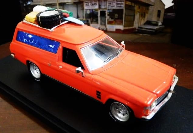 Mini Car Mad Max Movie Car Holden Panel Van Sandman Mad Max Specification Limited Edition 1/43 [Item]