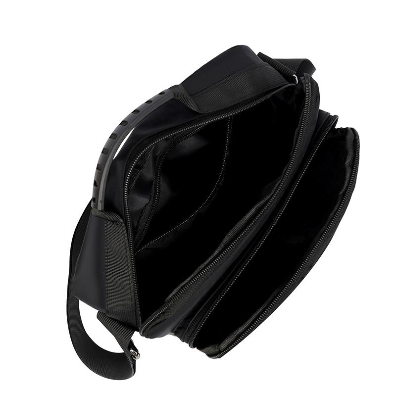 Solid Color Waterproof Shoulder Bag Men's Messenger Bag Large Capacity Crossbody Bag