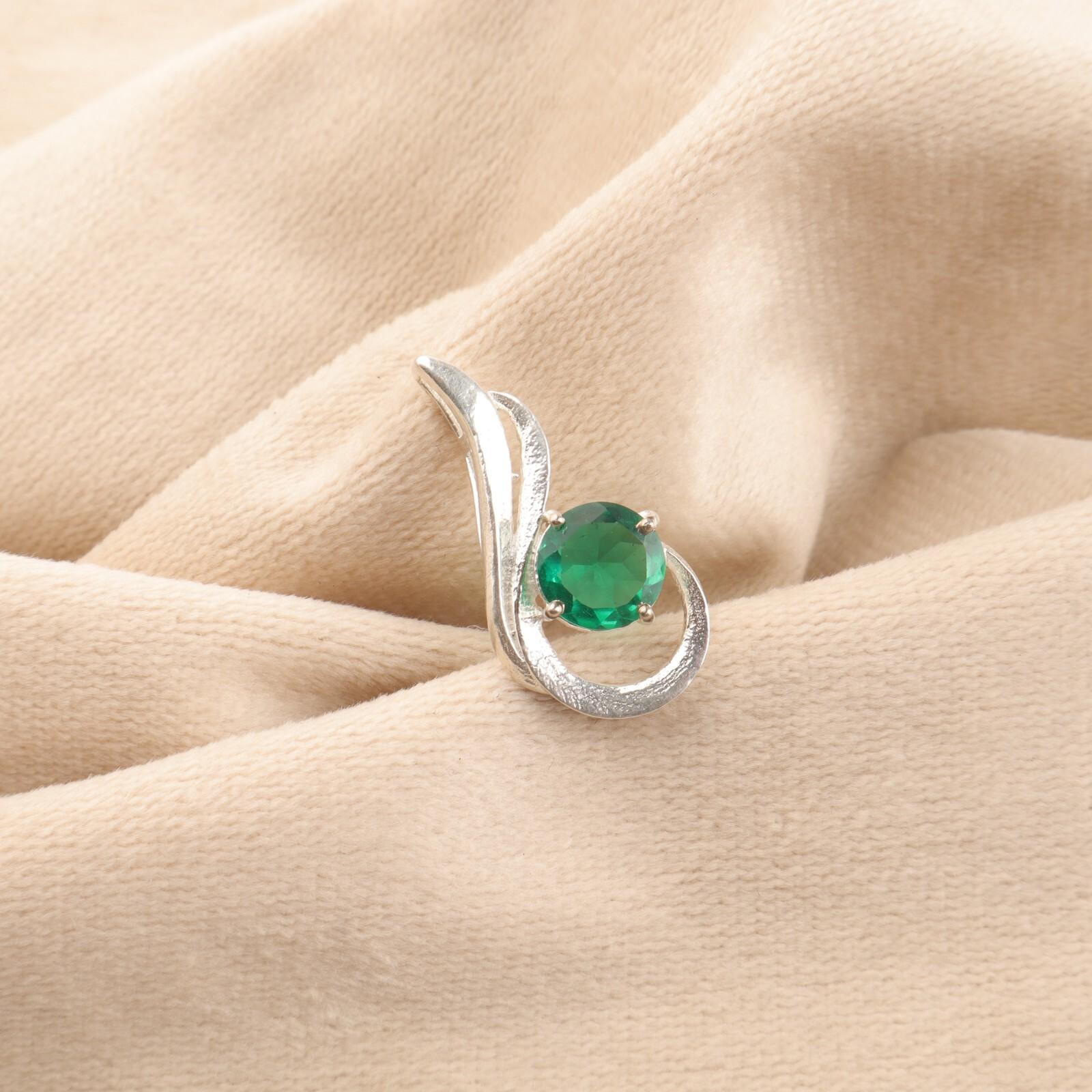 

Хромдиопсид Драгоценный камень Ювелирные изделия из стерлингового серебра 925 пробы Свадебный подарок Подвеска 1 CP-24-9