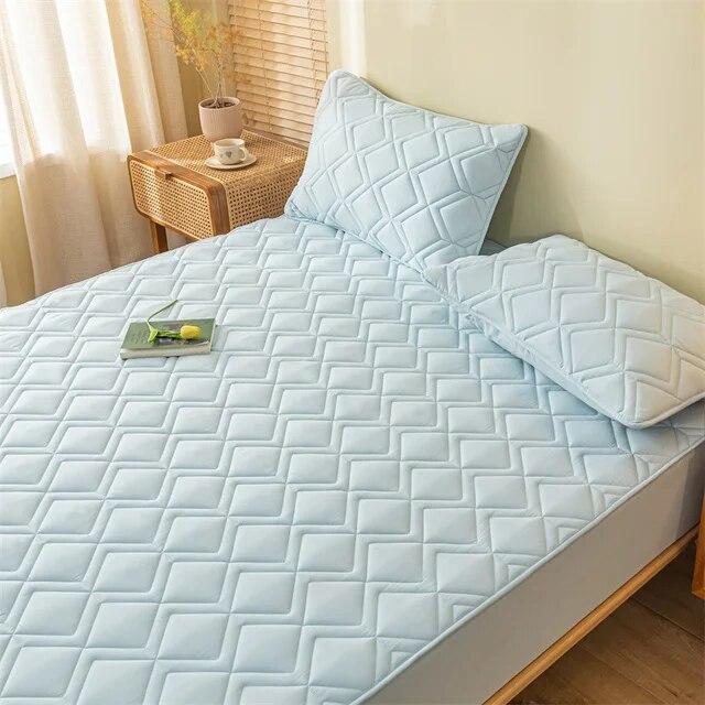 Soy Cotton Bedding Thick Quilted Mattress Cover Elastic Fitted Mattress Protector Bed Linens Soft Pad for Bed Without Pillowcase